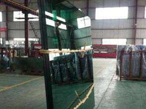 重慶19mm厚汽車展廳鋼化玻璃廠家 專業(yè)供應與加工服務