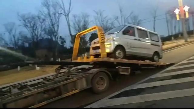 日喀則仁布道路救援服務(wù) 專業(yè)拖車、脫困、搭電、補(bǔ)胎換胎，守護(hù)您的每一次出行